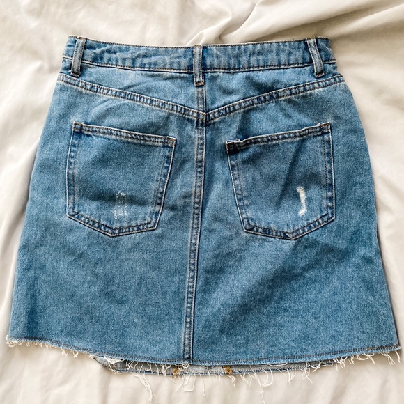 Ripped denim skirt - Picture 2 of 2